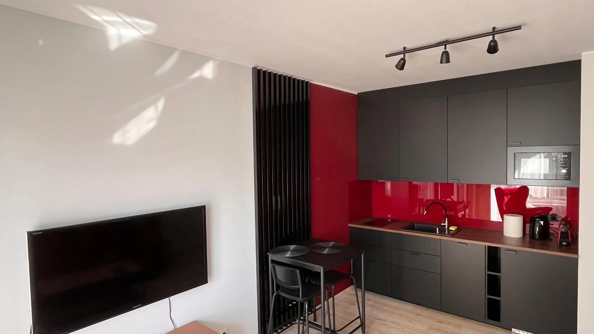 New Apartment Mona Warsaw Red