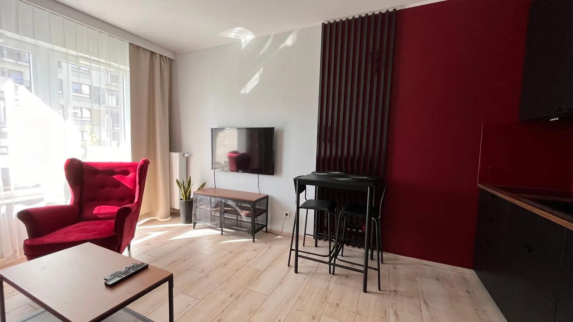 New Apartment Mona Warsaw Red